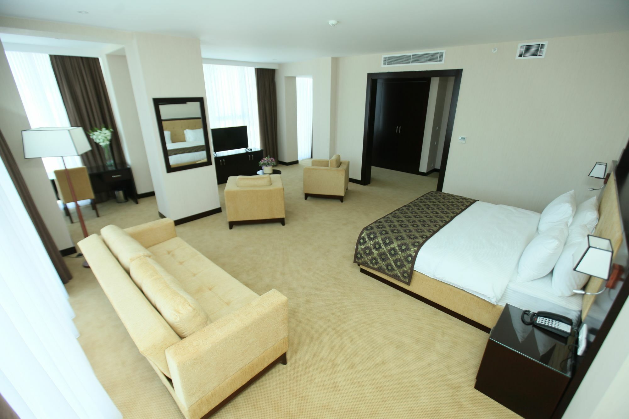 Harmony Hotel Baku Exterior photo